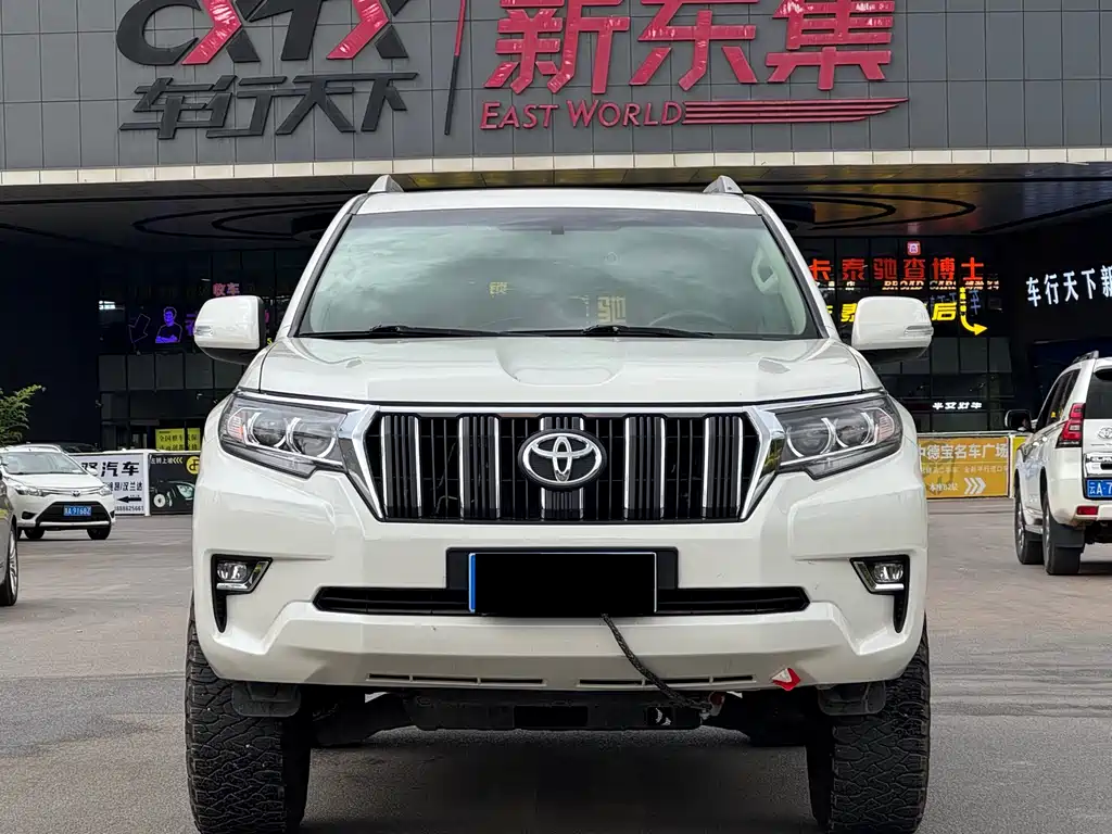Toyota Prado 2018 — фото 2