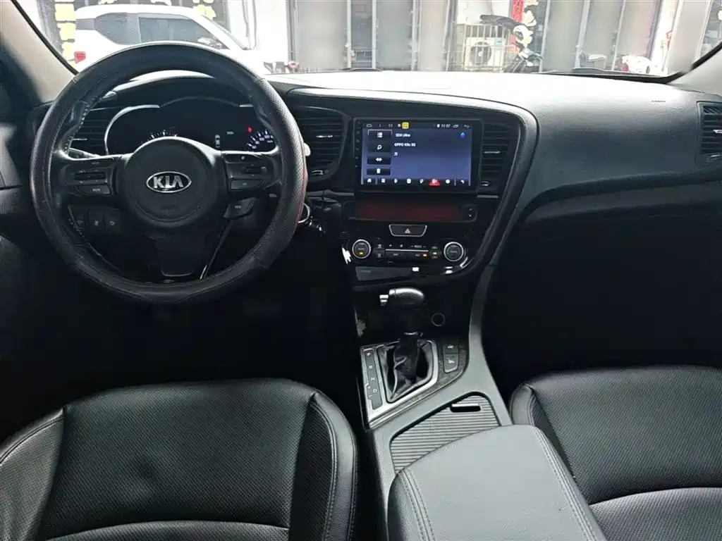 Kia K5 2015 — фото 10