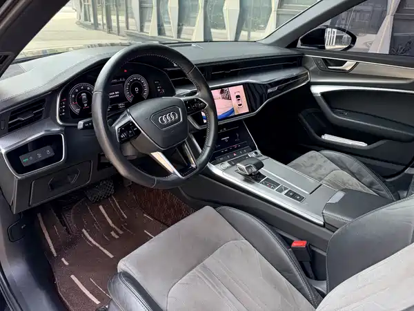 Audi A6L 2020