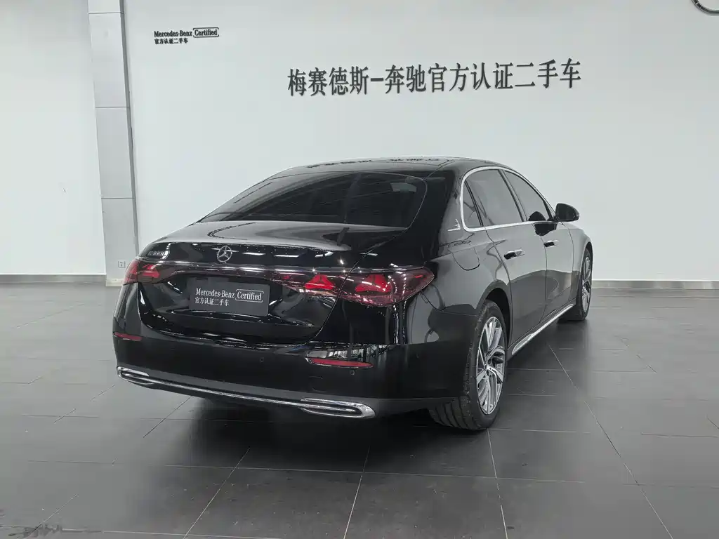 Mercedes-Benz E-Class 2025