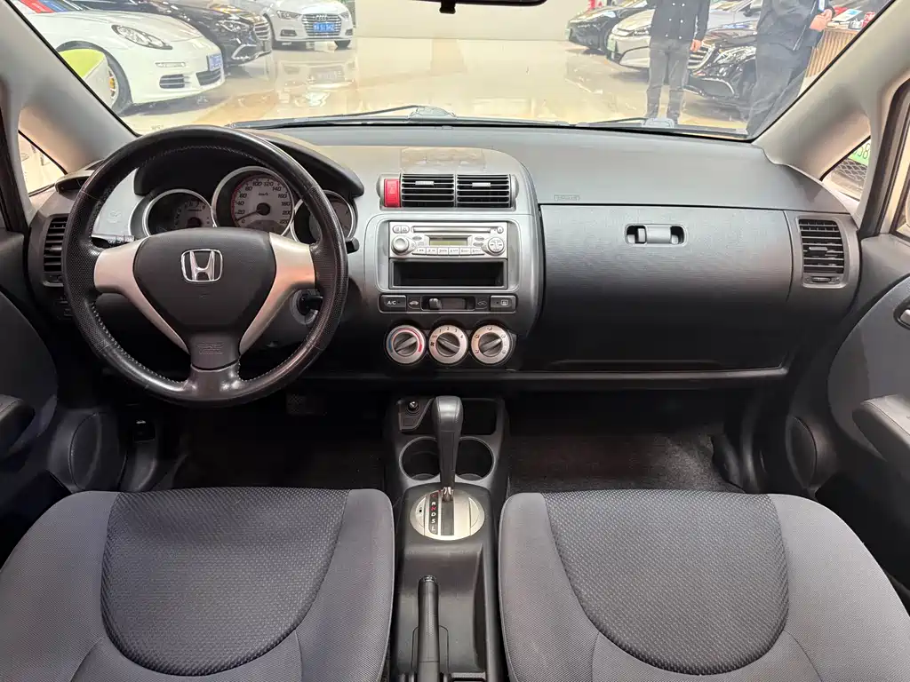 Honda Fit 2008 — фото 6