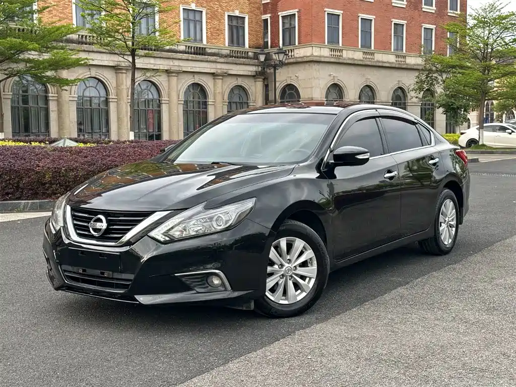 Nissan Teana 2017 — фото 1