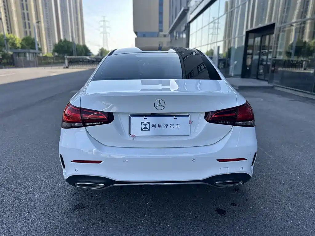 Mercedes-Benz A-Class 2019 — фото 6