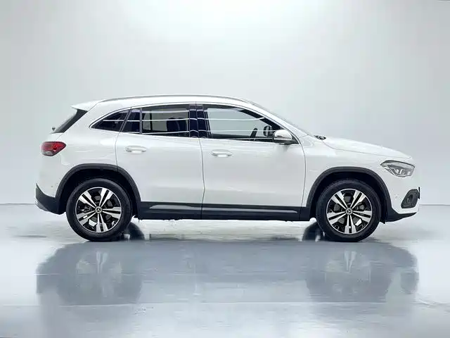 Mercedes-Benz GLA 2021 — фото 9