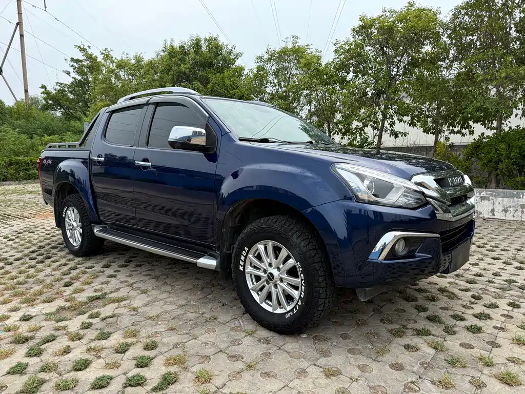 Isuzu D-MAX 2020 — фото 3
