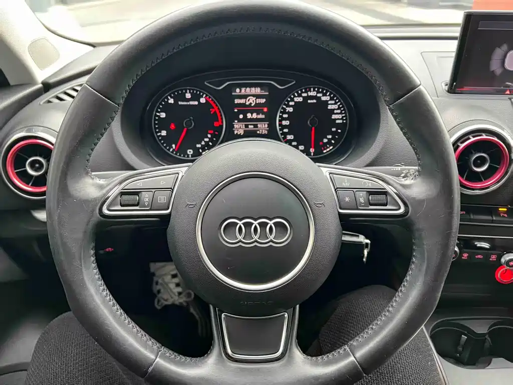 Audi A3 2015 — фото 8