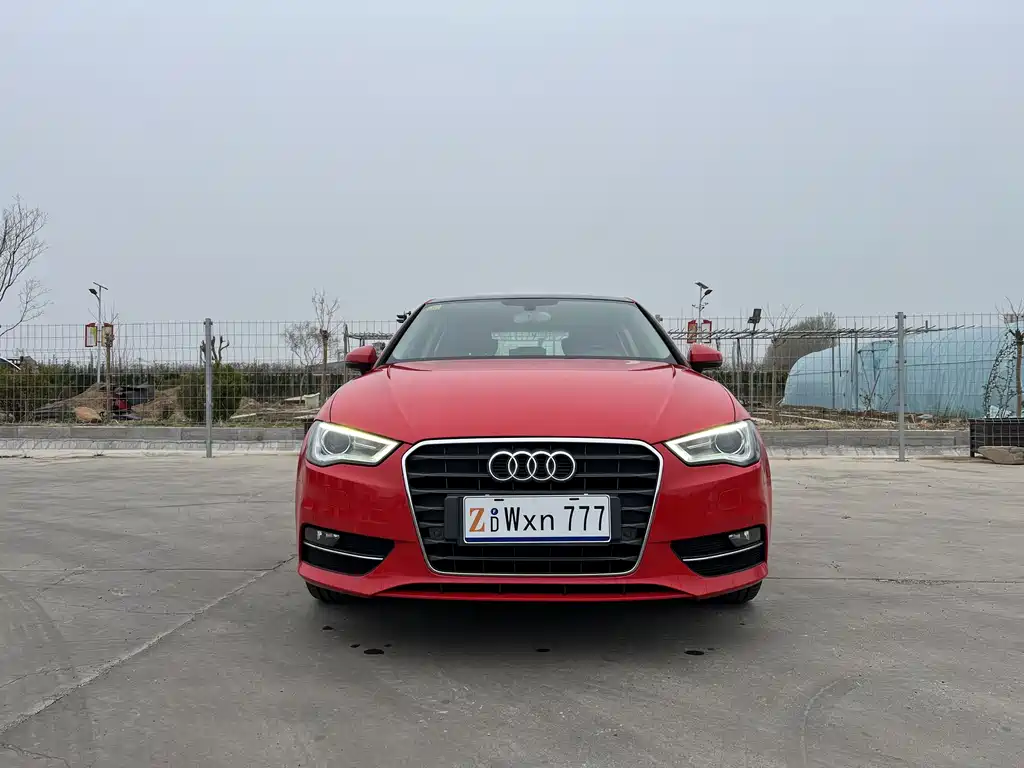 Audi A3 2015 — фото 2