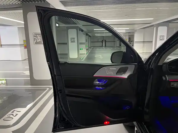 Mercedes-Benz GLE 2021