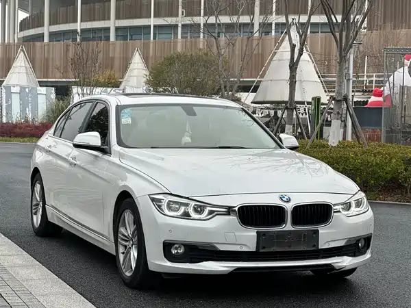 BMW 3 Series 2017