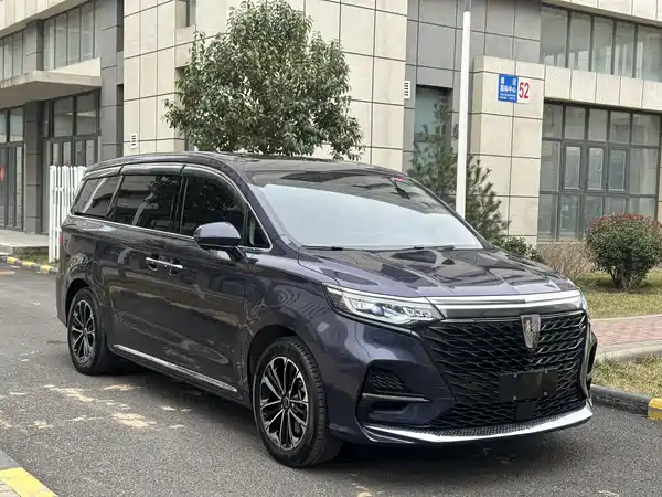 Roewe iMAX8 2022