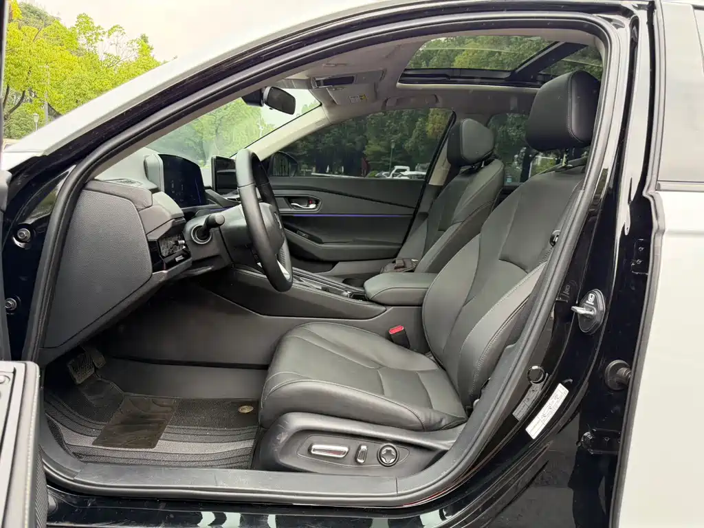 Honda Accord 2025 — фото 11