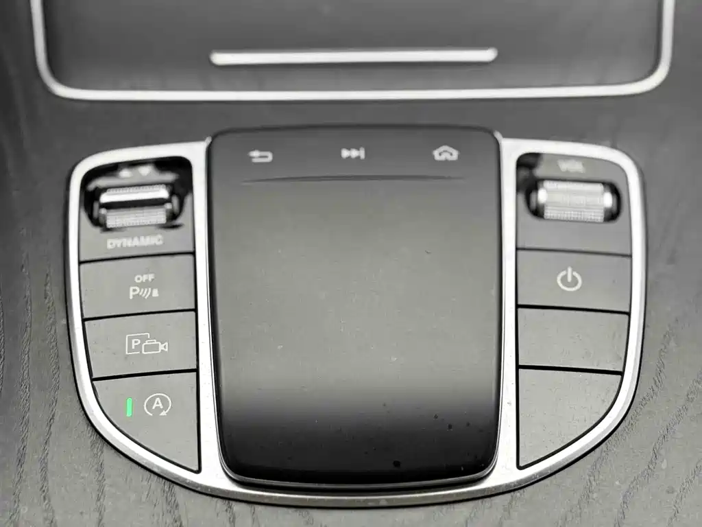 Mercedes-Benz C-Class 2021 — фото 10