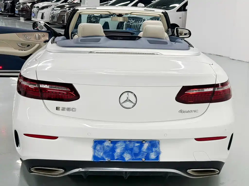 Mercedes-Benz E-Class 2021 — фото 13