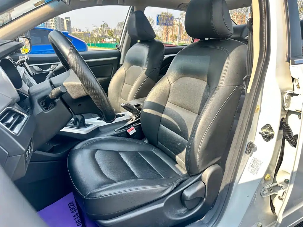 Geely Vision 2017 — фото 16