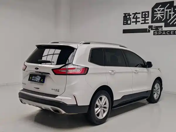 Ford Edge 2020