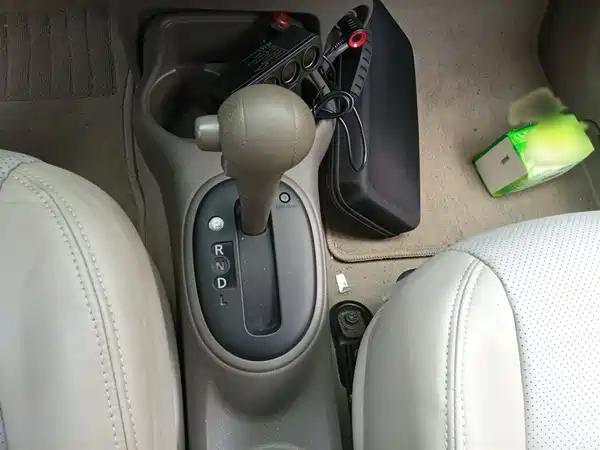 Nissan Sunny 2015