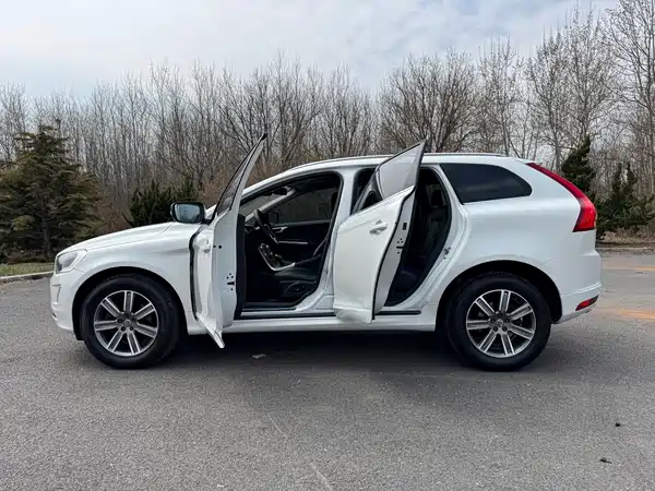 Volvo XC60 2017