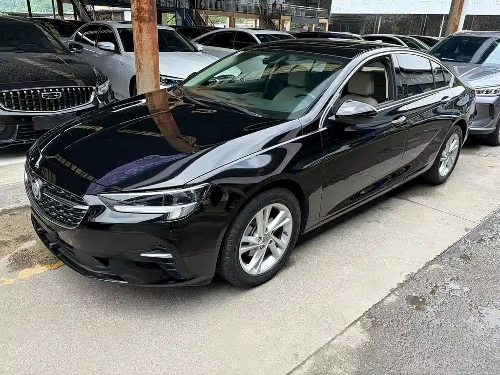 Buick Regal 2021