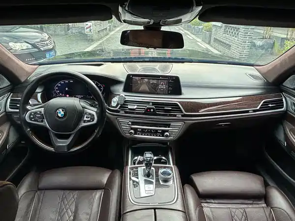 BMW 7 Series 2017