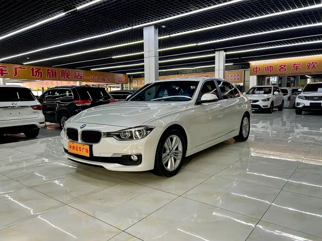 BMW 3 Series 2017 — фото 1