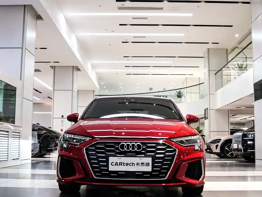 Audi A3 2022 — фото 9