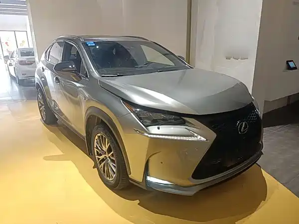 Lexus NX 2015