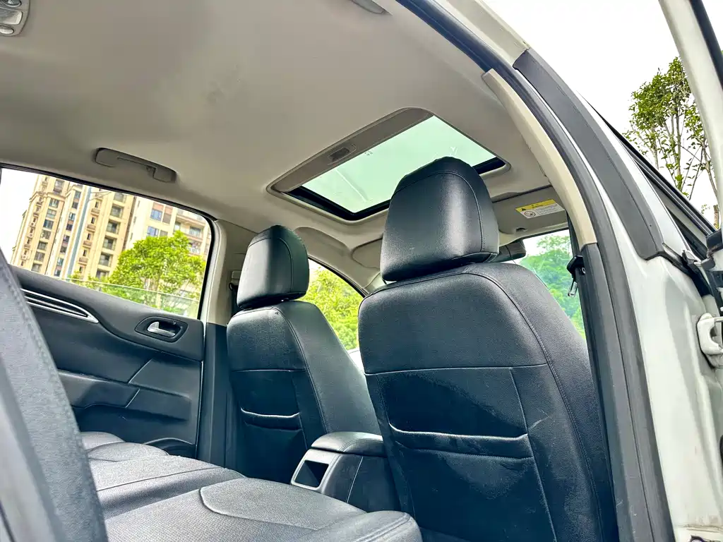 Citroen C4L 2015 — фото 23