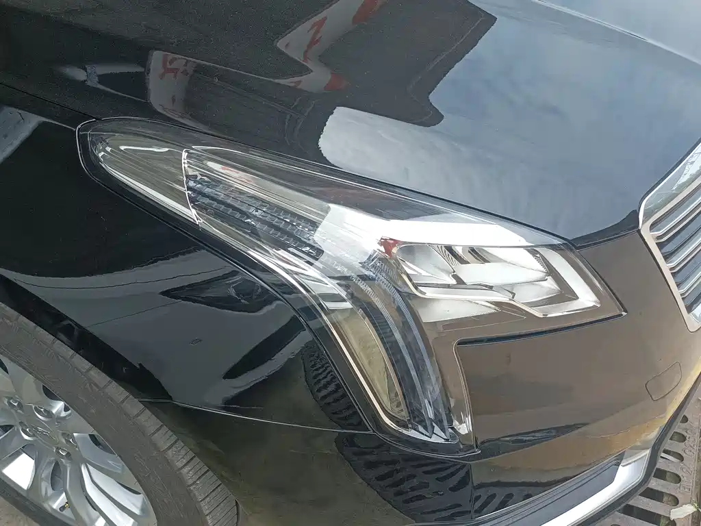 Cadillac XTS 2018 — фото 15