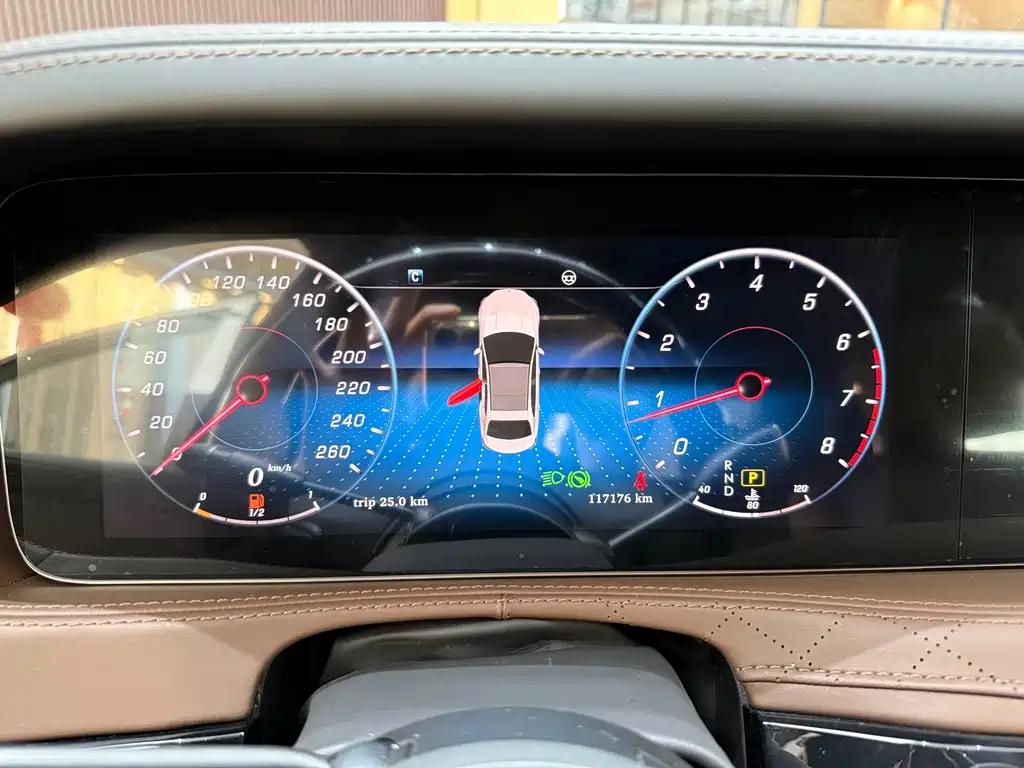 Mercedes-Benz S-Class 2011 — фото 13