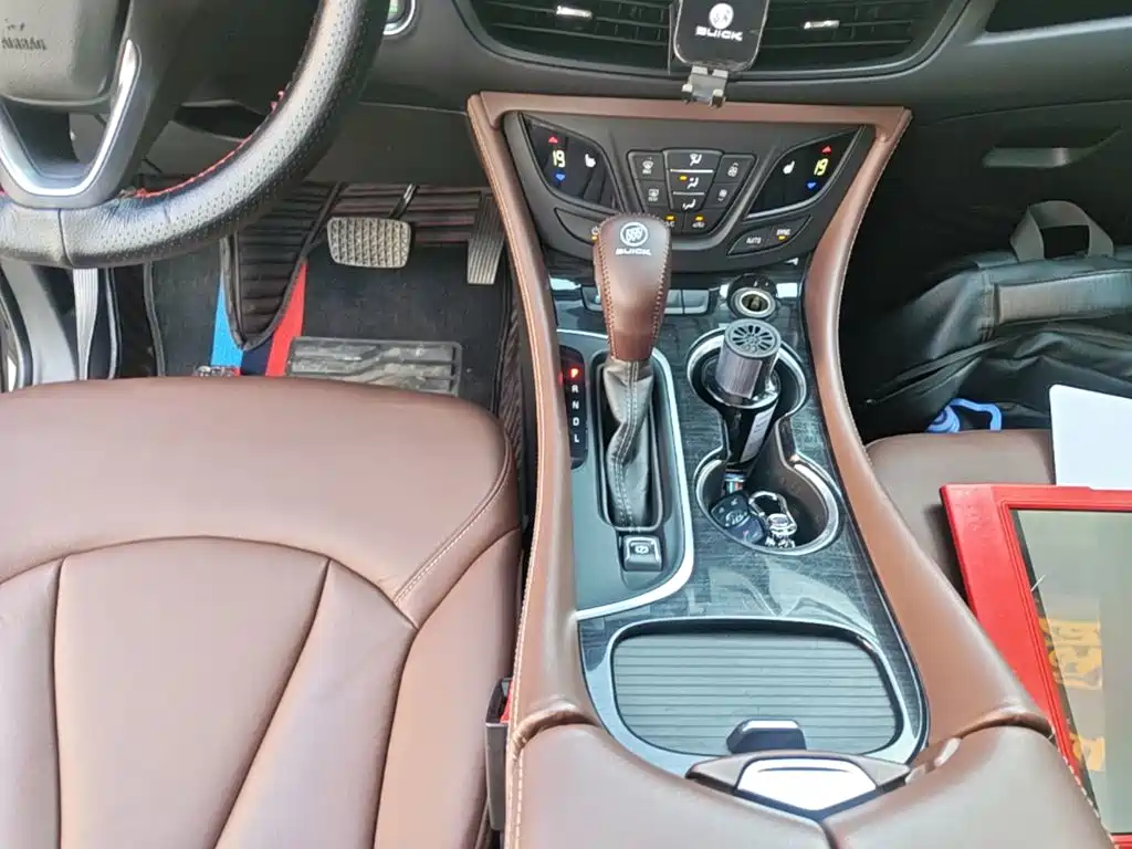 Buick Envision Plus 2019 — фото 14