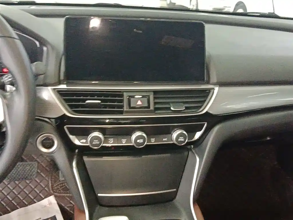 Honda Inspire 2022 — фото 13