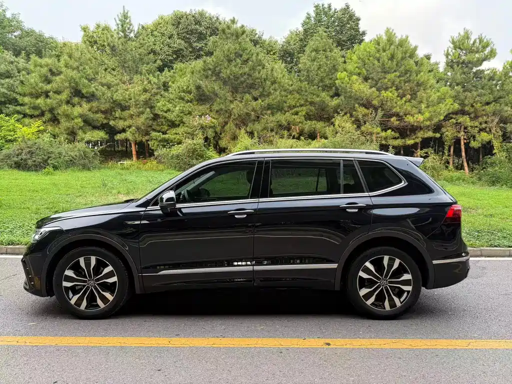 Volkswagen Tiguan L 2021