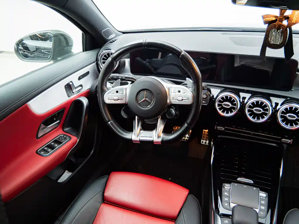 Mercedes-Benz A-Class AMG 2021 — фото 19