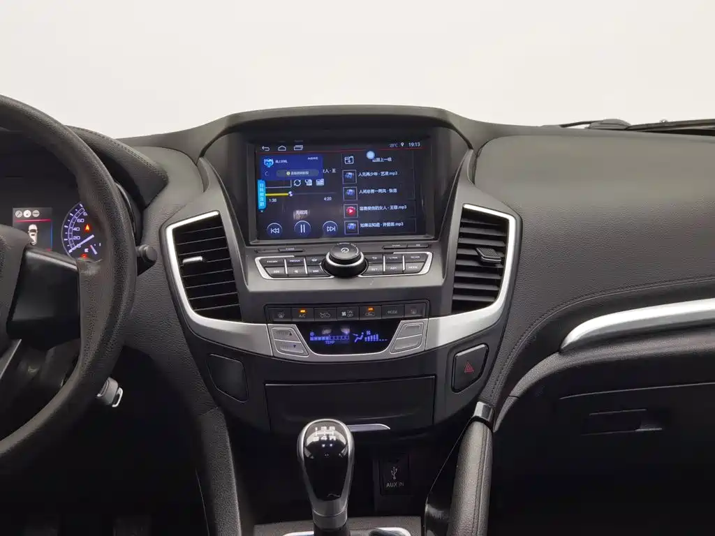 Dongfeng Fengdu MX5 2018 — фото 12