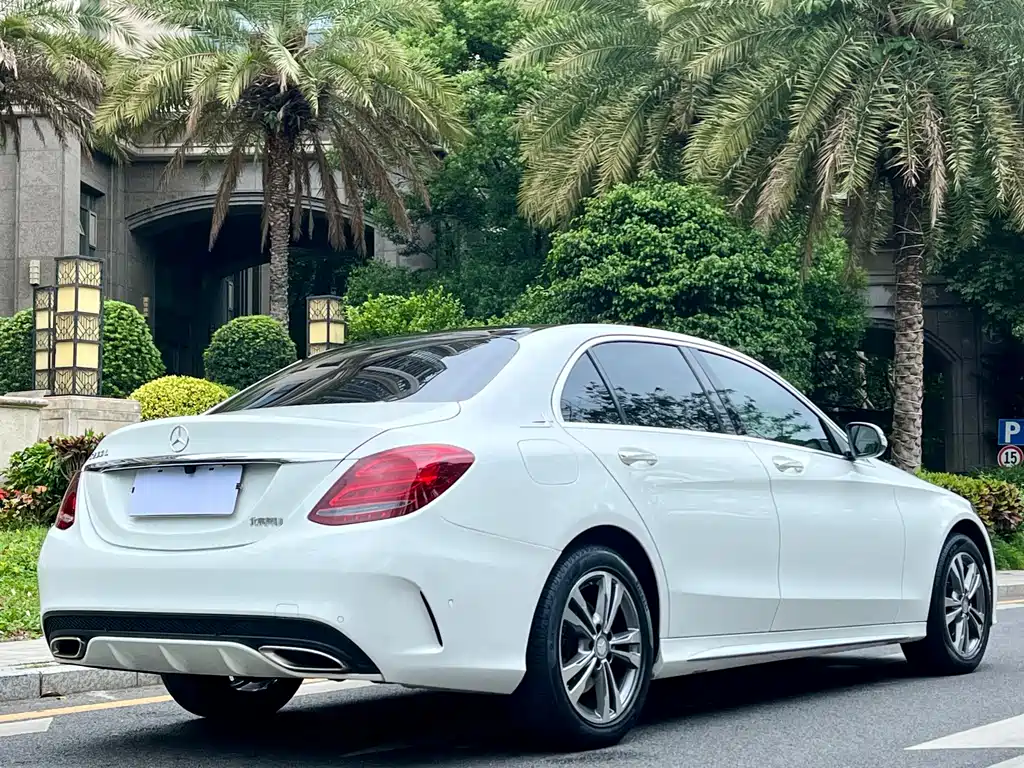 Mercedes-Benz C-Class 2017 — фото 5
