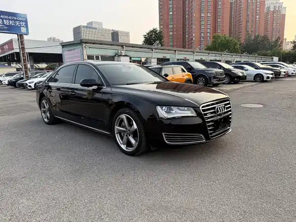 Audi A8 2014