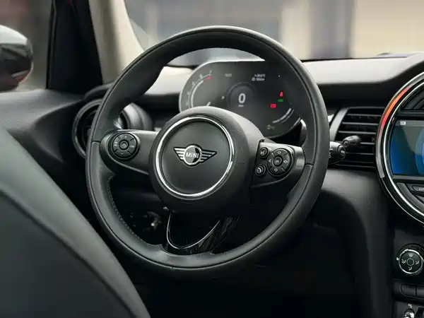 MINI MINI 2021
