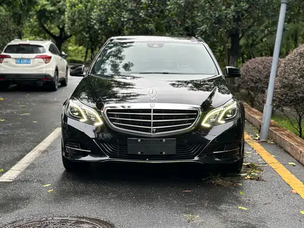 Mercedes-Benz E-Class 2015