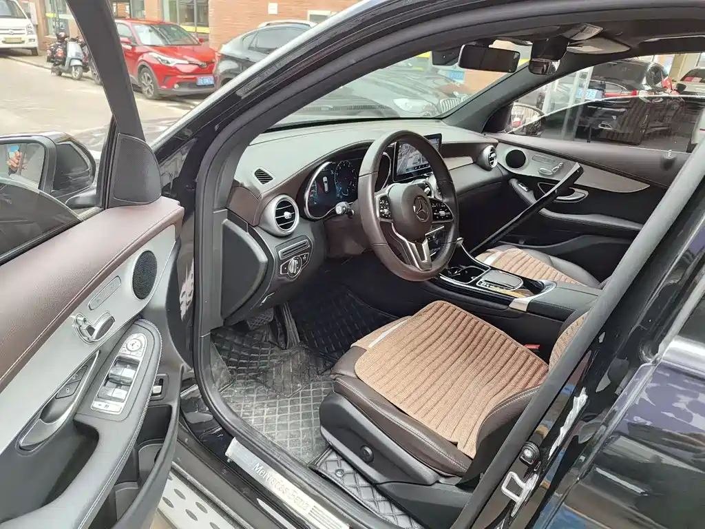 Mercedes-Benz GLC 2022