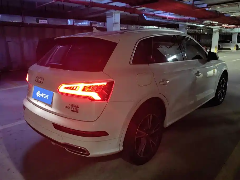 Audi Q5L 2021 — фото 3