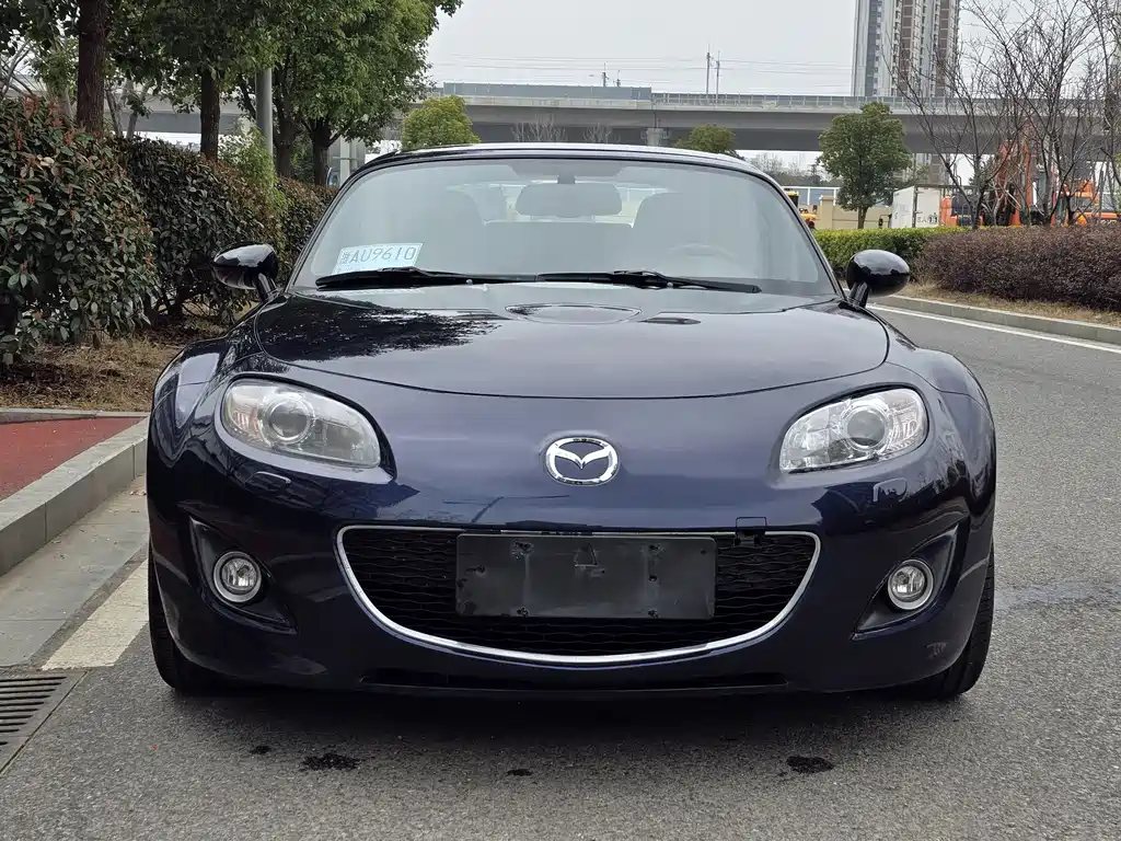Mazda MX-5 2010 — фото 2