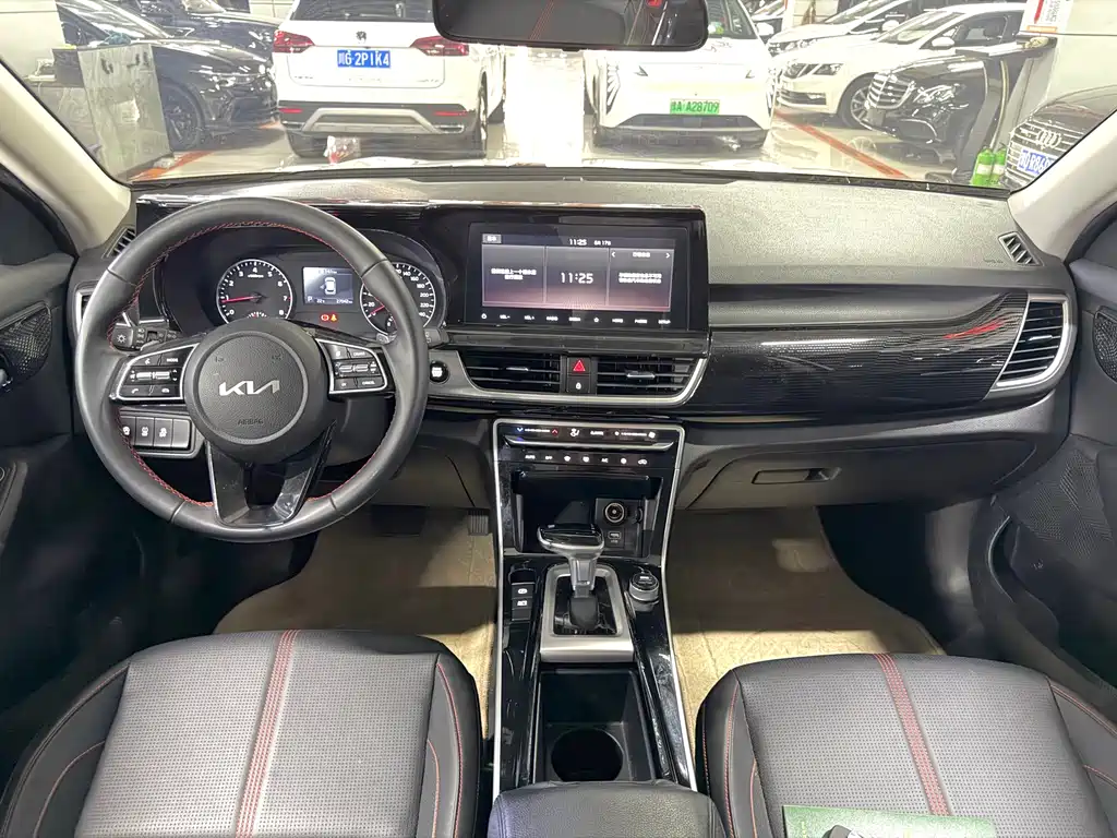 Kia KX3 2022 — фото 10