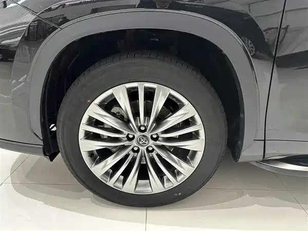 Toyota Highlander 2024
