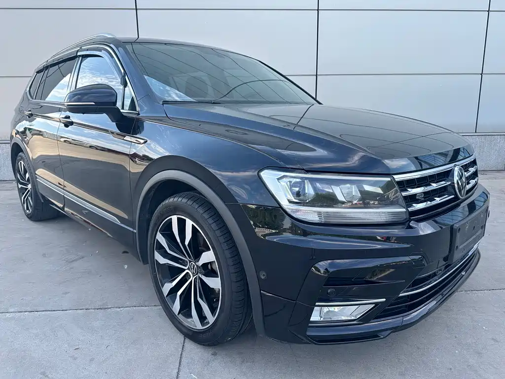 Volkswagen Tiguan L 2021 — фото 3