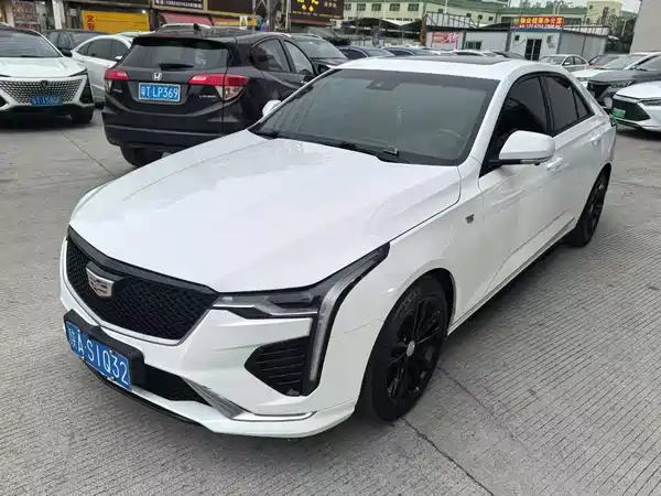 Cadillac CT4 2020