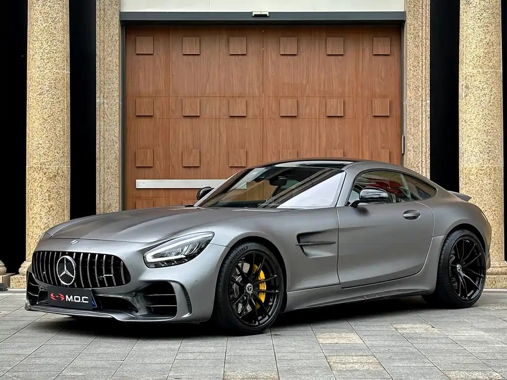 Mercedes-Benz AMG GT 2021 — фото 1