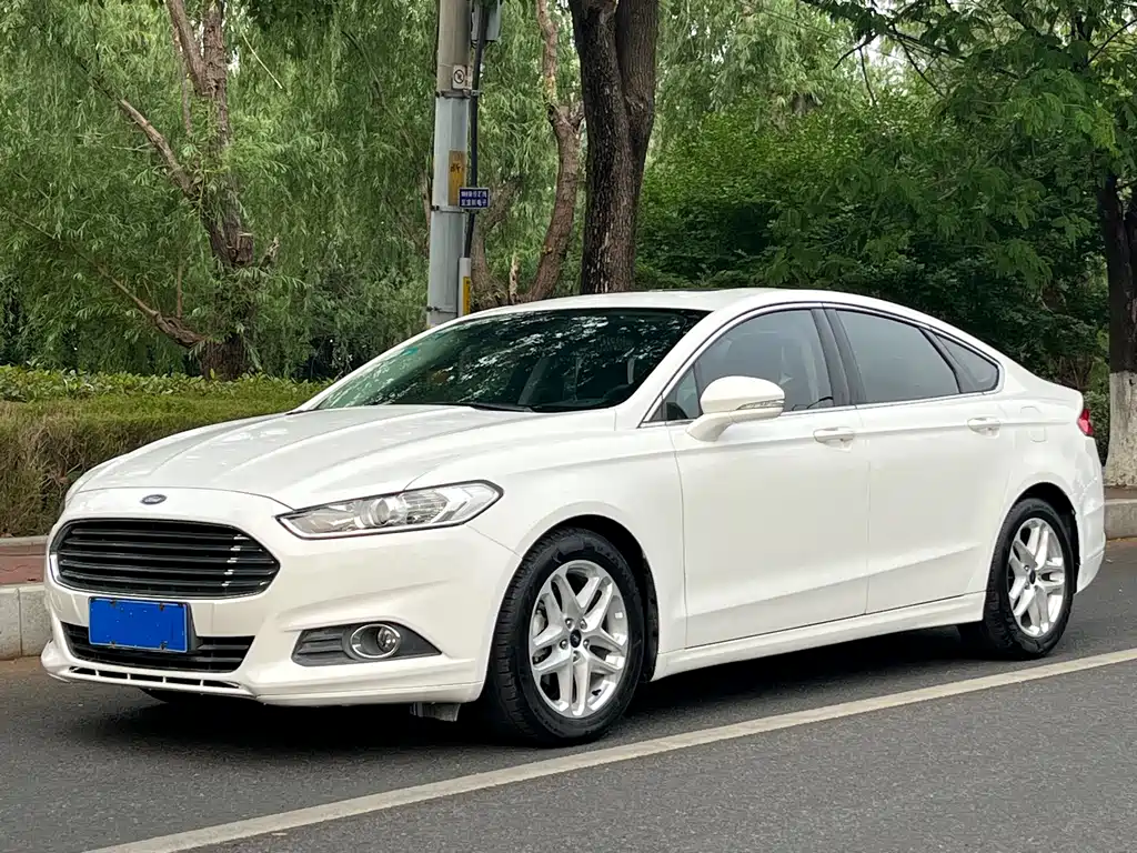 Ford Mondeo 2016 — фото 1