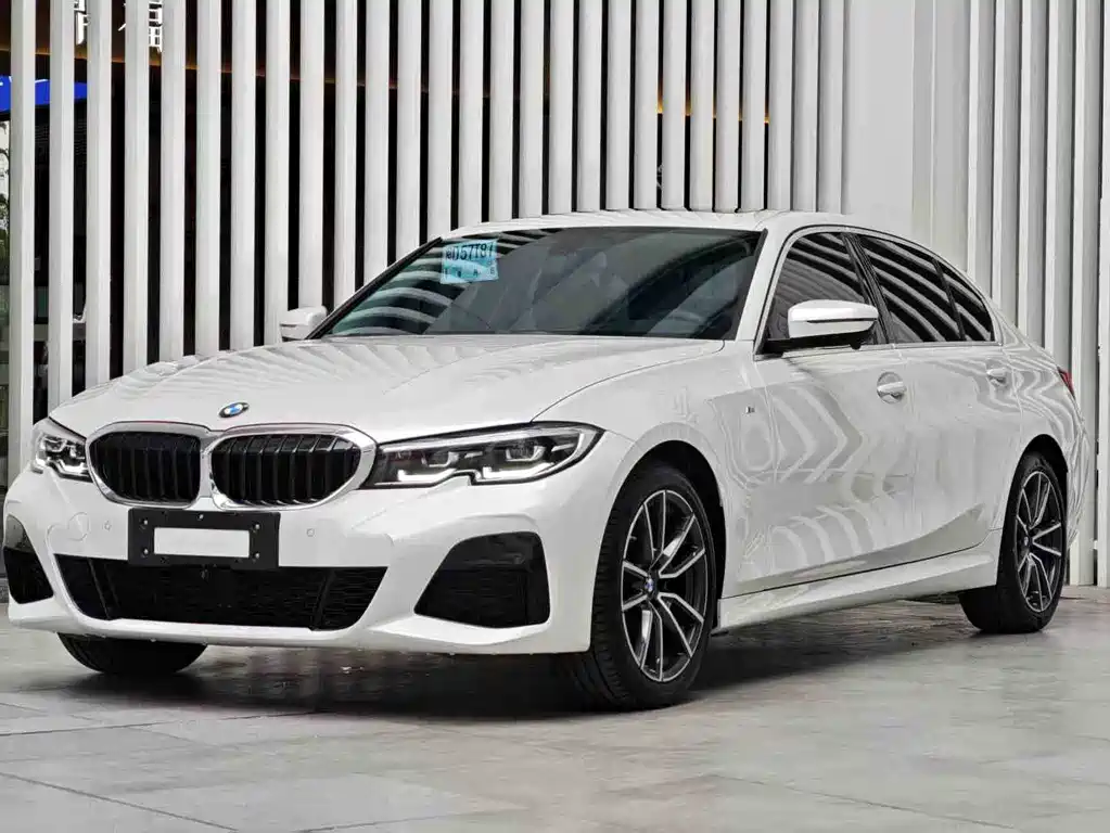 BMW 3 Series 2022