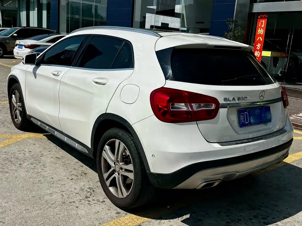 Mercedes-Benz GLA 2017 — фото 6