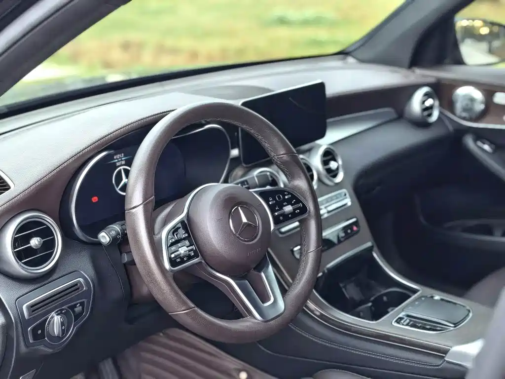Mercedes-Benz GLC 2021 — фото 4